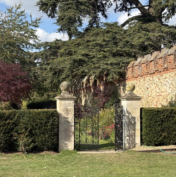 Hinchingbrooke House